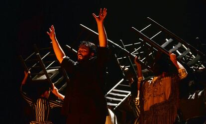 El Ballet Flamenco de Andaluc&iacute;a, durante el espect&aacute;culo &#039;Aquel Silverio&#039;, ayer martes en el Festival del Cante de las Minas en La Uni&oacute;n.