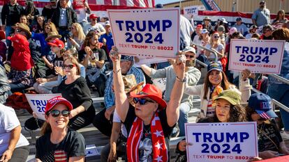 Seguidores de Donald Trump durante un mitin de campaña en Houston, Texas, en noviembre de 2023.