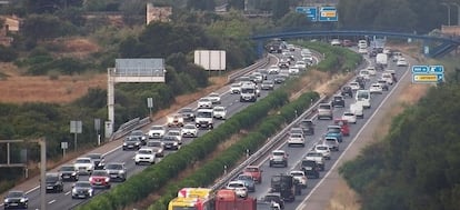 Atasco en la Ma-19 o autopista de Levante de Mallorca, el pasado 12 de junio.