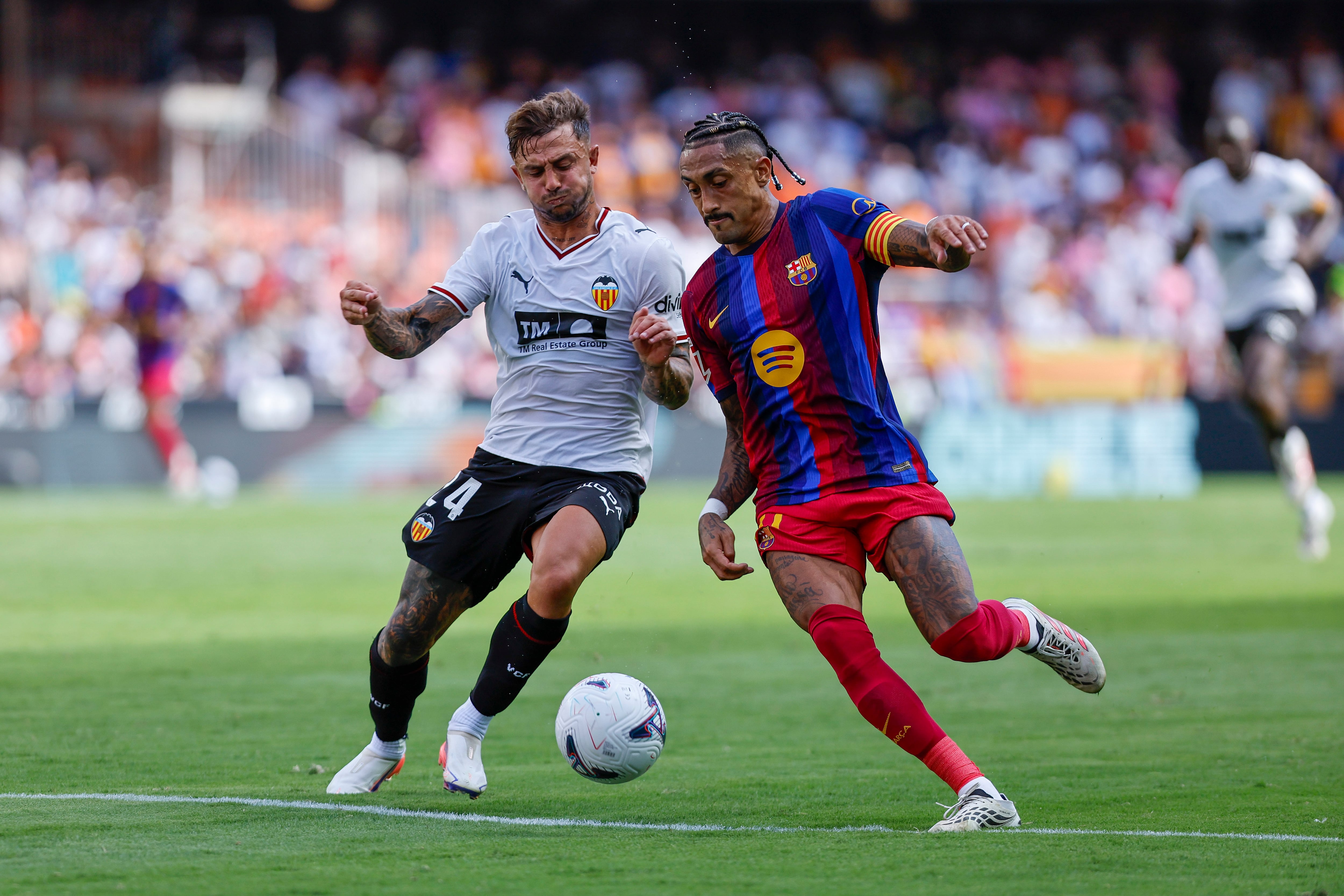 Valencia - Barcelona en directo | Raphinha pone tierra de por medio con el tercero