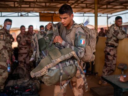 Un soldado francés de la Operación Barkhane, el pasado junio en Gao (Malí).