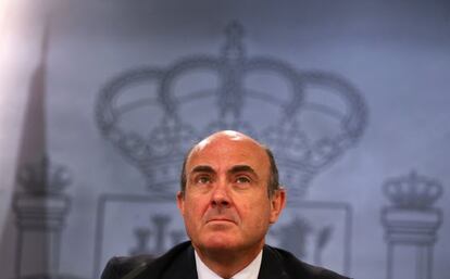 El ministro de Economía, Luis de Guindos, el pasado viernes en la rueda de prensa posterior al Consejo de Ministros.