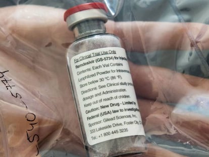 Imagen de una fosis del medicamento Remdesivir, desarrollado por Gilead y testado entre pacientes con Covid-19.