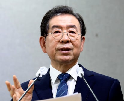 Park Won-soon, prefeito de Seusl, fala em uma conferência na capital sul-coreana na quarta-feira.