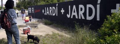 La valla del solar de Jesuitas en una foto 2011.