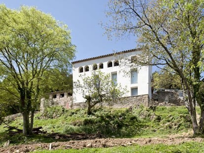 Mas rehabilitado por Josep Lluís Mateo en La Garrotxa (Girona).