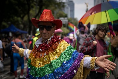 En esta edición participaron celebridades como Gala Montes y Pablo Ruiz, nombrados reyes de la marcha LGBT+ Pride CDMX 2025.