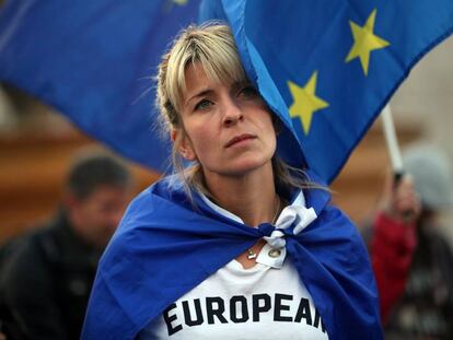 A woman attends an anti-Brexit demonstration in Trafalgar Square in London, Britain, September 13, 2017. REUTERS/Hannah McKay