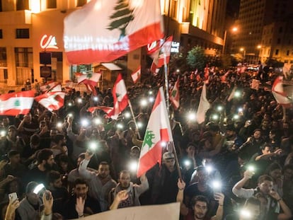 Manifestantes durante las protestas en Beirut, este viernes.