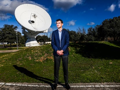 Chris Evans, en el centro de la Agencia Espacial Europea en Villafranca del Castillo.