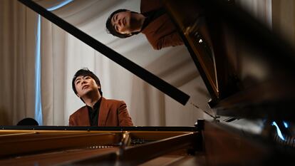 El pianista chino Lang Lang en Beijing, tocando las variaciones Goldberg.