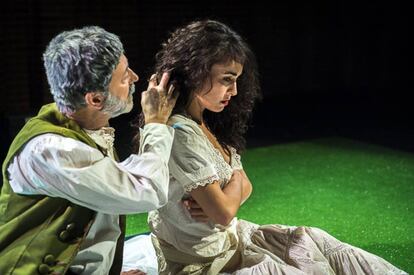 Los actores Manuel Veiga y Almudena Lomba, que protagonizan el texto de Lorca.