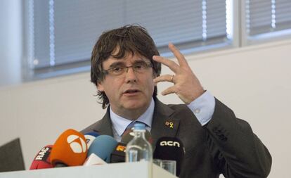 Carles Puigdemont durant una xerrada en una universitat flamenca.