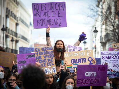 Manifestación de la huelga estudiantil feminista del 8-M de 2022, en la madrileña Puerta del Sol.