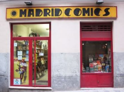 Exterior de la tienda Madrid Cómics, en la calle Silva.