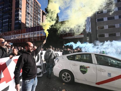 Protesta de taxistas frente a la Consejería de Transportes de Madrid, el pasado miércoles.
