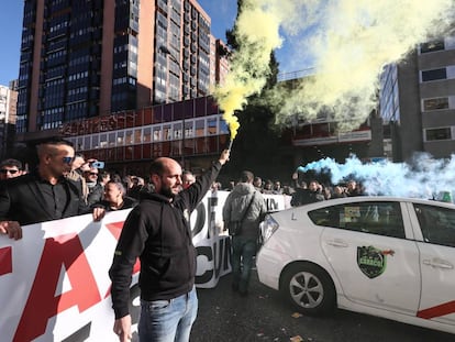 Protesta de taxistas frente a la Consejería de Transportes de Madrid, el pasado miércoles.