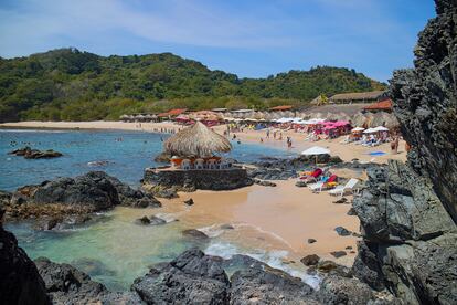 Playa en Zihuatanejo, Guerrero