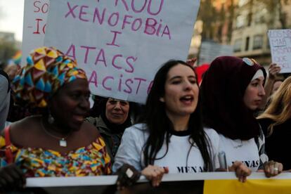 Manifestació feminista contra Vox a Barcelona.