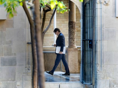 El presidente de la Generalitat, Salvador Illa, a su llegada este martes a la reunión semanal del gobierno catalán.