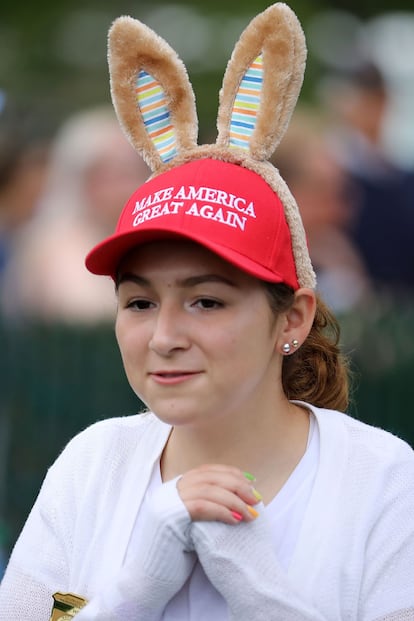 Una niña con la gorra de Trump el pasado mes de abril en la Casa Blanca, durante la celebración de Pascua.