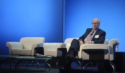 El exministro Miguel Boyer en un congreso económico celebrado en Valencia en 2009.