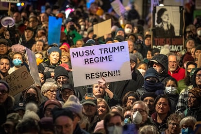 Manifestación contra la intervención de Musk en el Departamento del Tesoro, el pasado 4 de febrero en Washington.