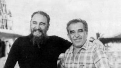 Fidel Castro y Gabriel Garc&iacute;a M&aacute;rquez, hacia 1985, portada del libro &#039;Gabo y Fidel. El paisaje de una amistad&#039;, de &Aacute;ngel Esteban y St&eacute;phanie Panichelli.