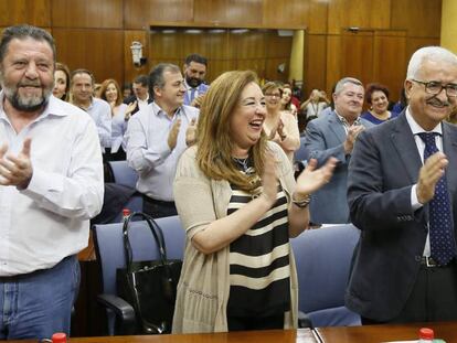 Los diputados del PSOE andaluz reciben a Susana D&iacute;az.