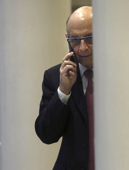 El ministro de Hacienda, Cristóbal Montoro, en el Senado