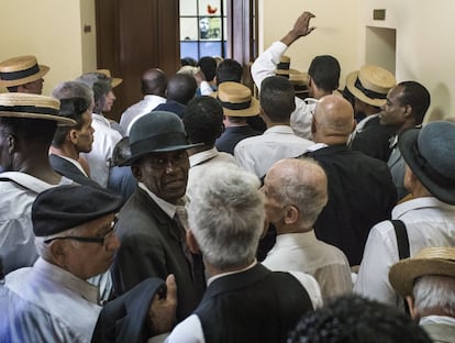 Fotografía, 2015. La serie más reciente del fotógrafo de Magnum Carl de Keyzer trata de Cuba y las transformaciones sociales inminentes que la aguardan.