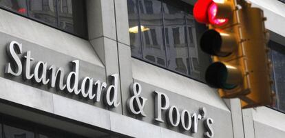 Imagen de la fachada de las oficinas de S&P en Nueva York.