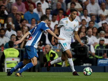 Achraf Hakimi durante el partido contra el Espanyol. 