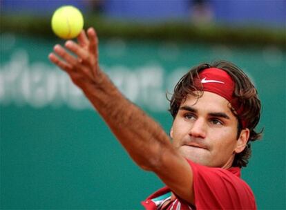 Federer no da opciones a David Ferrer