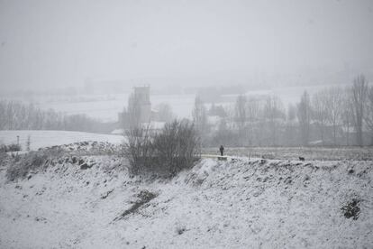 A snowy scene in the Basque city of Vitoria. Click on the image for photo gallery.