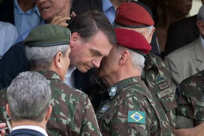 Bolsonaro, en un acto castrense en noviembre, cuando aún era presidente electo. 