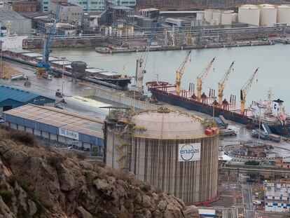 Vista de la planta regasificadora de Cartagena (Murcia), el pasado 6 de octubre.