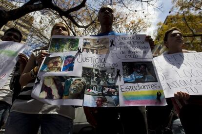 Manifestacions a Caracas per la mort del jove de 14 anys.