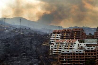 Foto de la zona de la imagen superior durante el incendio.