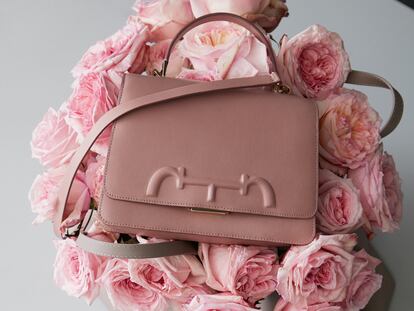Así es la nueva colección Victoria Insignia de Carolina Herrera.