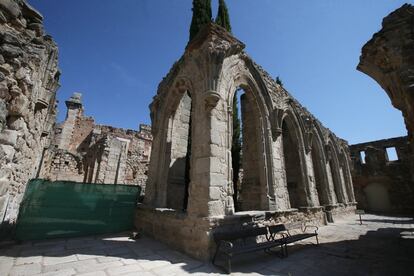 En el proyecto de restauración trabajan cerca de una veintena de personas, entre las que se incluyen arquitectos, técnicos, arqueólogos y obreros.