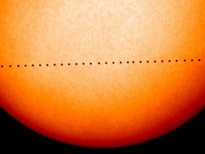 En el trànsit, Mercuri apareix com un punt negre.