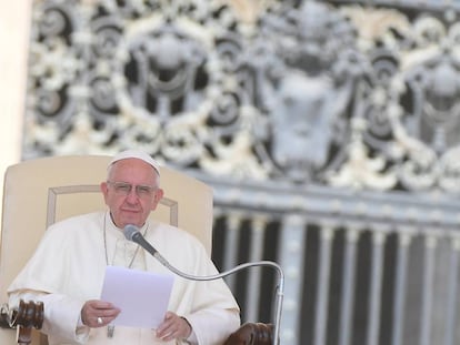 Una millonaria donación causa otro cortocircuito entre Macri y el Papa