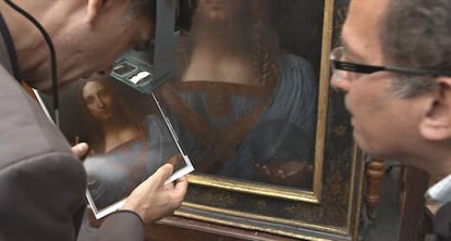 Dos expertos analizan el último leonardo aparecido en la National Gallery de Londres.