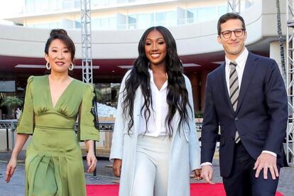 Isan acompañará en el escenario a los presentadores de la gala que tendrá lugar esta madrugada (emitida por Movistar+), Sandra Oh (Anatomía de Grey) y Andy Samberg (Saturday Night Live). Además de ser la anfitriona, Oh está nominada por su papel protagonista en la serie Killing Eve.