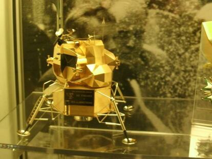 La r&eacute;plica robada del Museo de Neil Armstrong.