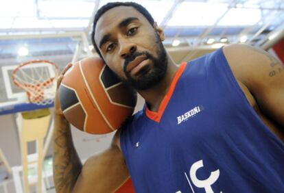 El escolta Reggie Williams en Vitoria