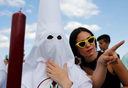 A penitent of the San Gonzolo brotherhood in Seville on April 16, 2019.