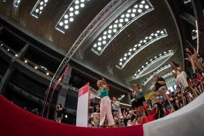 La líder de Sumar en un momento de su intervención en el acto de campaña.