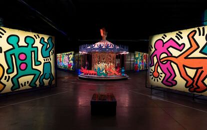 Carrusel de Keith Haring, en la muestra 'Luna Luna Forgotten Fantasy'.